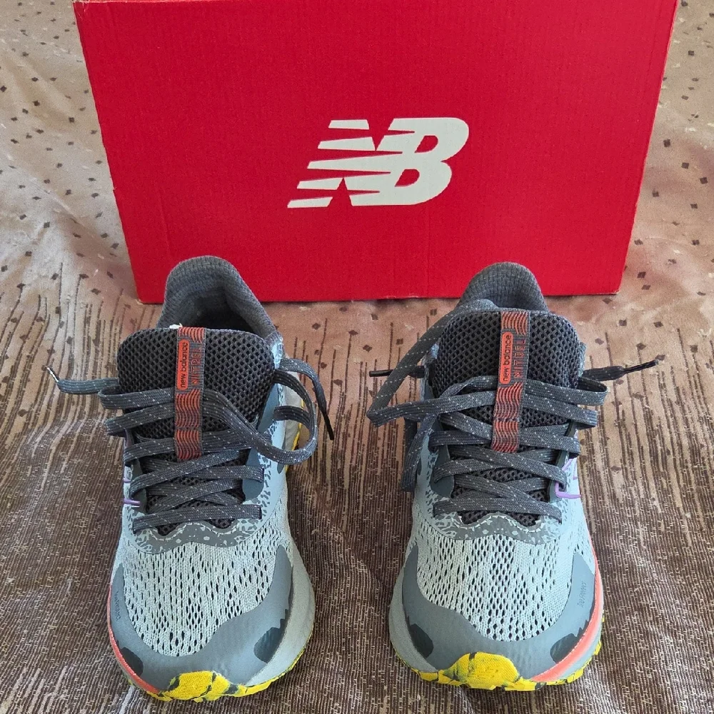 New Balance Women's Sneakers in Gray and Yellow - Picture 2 of 9